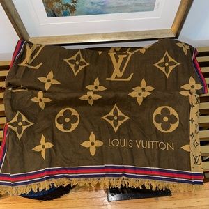 Louis Vuitton Scarf